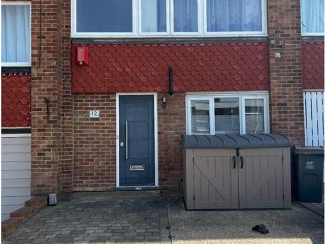 Fox Close, Orpington BR6, 5 bed terraced house to rent, £2,450 pcm | PrimeLocation