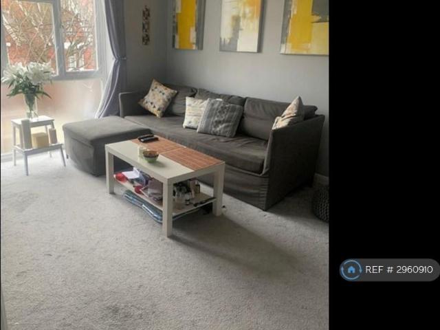 Fox Hill, London, SE19 1 bed flat to rent £1,525 pcm £352 pw