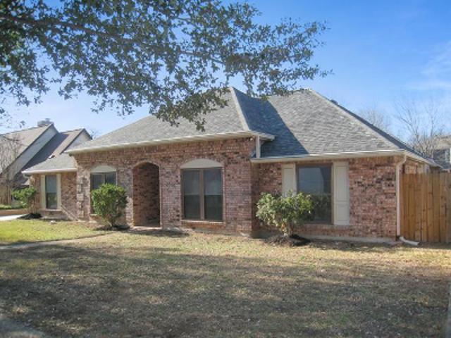Foxbriar Ln