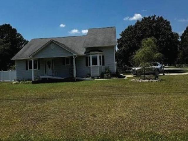 Foxchase Ln