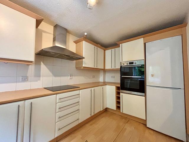 Foxgrove Road, Beckenham BR3, 5 bed terraced house to rent, £3,100 pcm | PrimeLocation