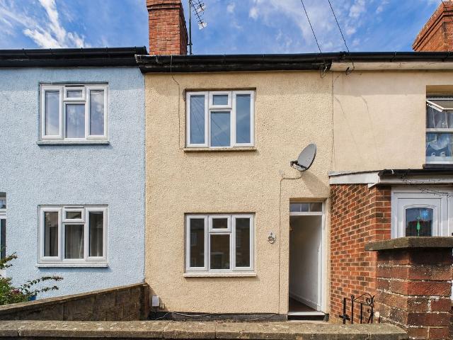 Foxhill Road, Reading, Berkshire RG1, 2 bed terraced house to rent, £1,450 pcm | PrimeLocation