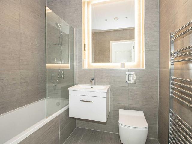 Foxhunter Drive, Linford Wood MK14, 1 bed flat to rent, £1,125 pcm | PrimeLocation