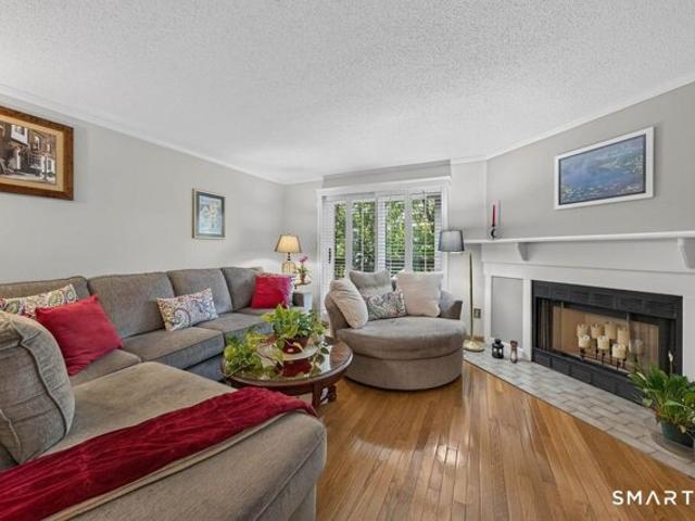 Foxon Hill Rd Unit L, New Haven, Home For Sale