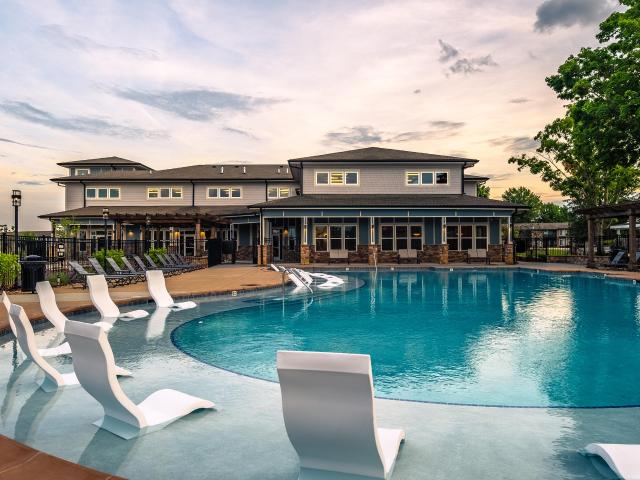Foxridge Apartment Homes