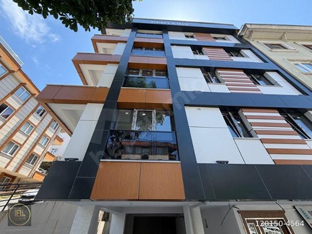 FL EMLAKTAN ÇAKMAK TEPEÜSTÜ AĞAOĞLU YAKINI CADDEÜSTÜ GENİŞ DUBLEKS 4+2 SIFIR