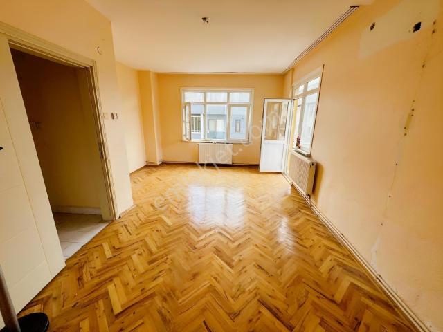 Fl Emlaktan Çakmak Armağanevler 2+1 Geniş Daire Metroya 300 Mt