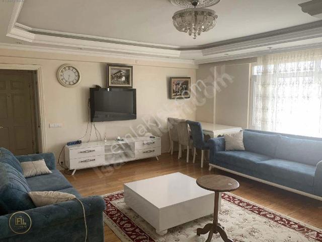 Fl Emlaktan Eşyalı 2+1 Bahçe Katı Burhaniye Merkezi Konumda