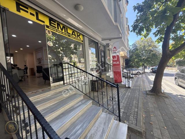 Fl Emlaktan Libadiye Caddesi Metro Yakını 3+2 Yeni Geniş Dubleks