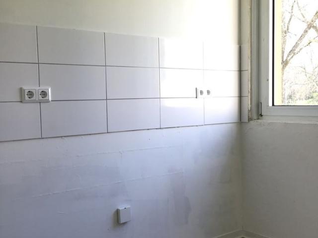 Flotte 3 Zimmer Wohnung mit 2 Balkonen!