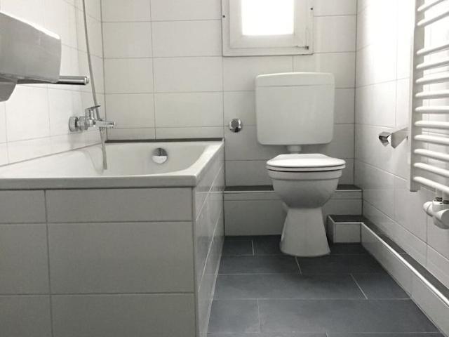 Flotte 2 Zimmer Dachgeschosswohnung in Stadtlage!