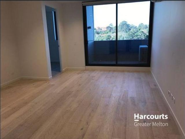Flourish Parkside is an architecturally designed master piece that has the young professional in mind!