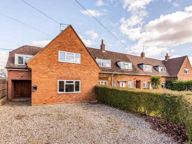 Flowers Piece, Ashampstead, Reading, Berkshire RG8, 4 bed semi detached house to rent, £2,200 pcm | PrimeLocation