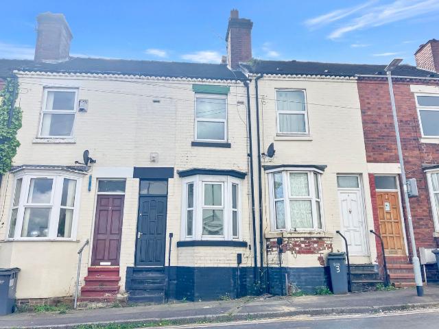 Floyd Street, Stoke On Trent ST4, 2 bed terraced house to rent, £700 pcm | PrimeLocation