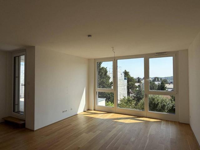 floé 233 4 Zimmer Wohnung mit südseitigem Balkon