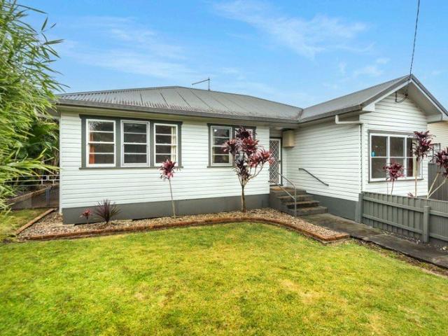 Flood Free Family Home with a Shed