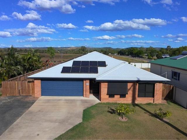 Flood Free Family Living on 1,012sqm Shed, Solar & Space for Everyone