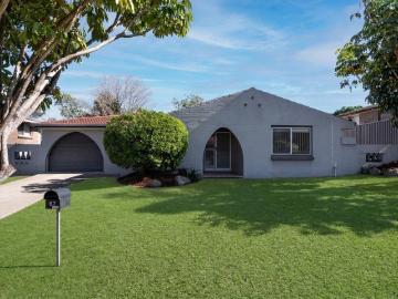 Flood Free Family Opportunity on a Generous 612sqm Block