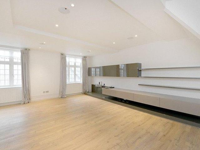 Flood Street, London 2 bed flat to rent £6,283 pcm £1,450 pw
