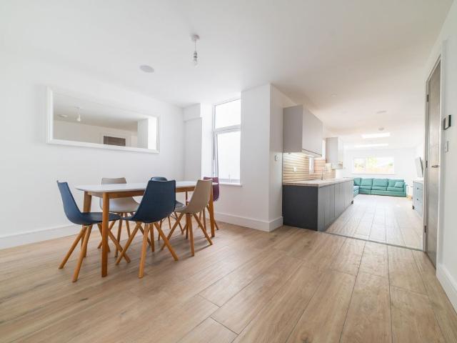 Flora Street, Cathays CF24, 6 bed terraced house to rent, £4,050 pcm | PrimeLocation