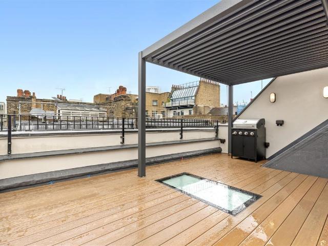 Floral Street, Covent Garden WC2E, 2 bed flat to rent, £4,000 pcm | PrimeLocation