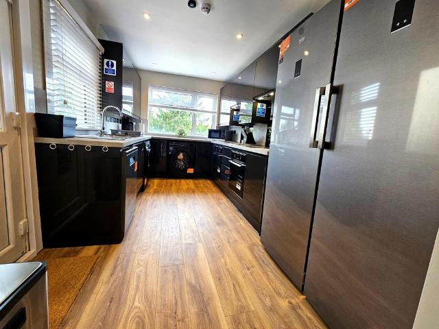 Florence Road, Maidstone, ME16 Flat to rent £800 pcm £185 pw