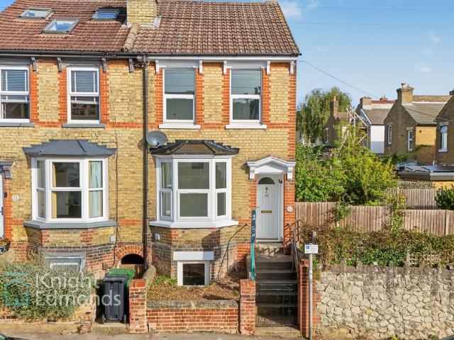 Florence Road, Maidstone, ME16 3 bed semi detached house to rent £1,650 pcm £381 pw