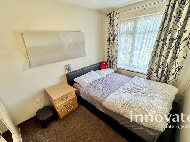 Florence Road, Oldbury B69, 5 bed detached house to rent, £1,800 pcm | PrimeLocation