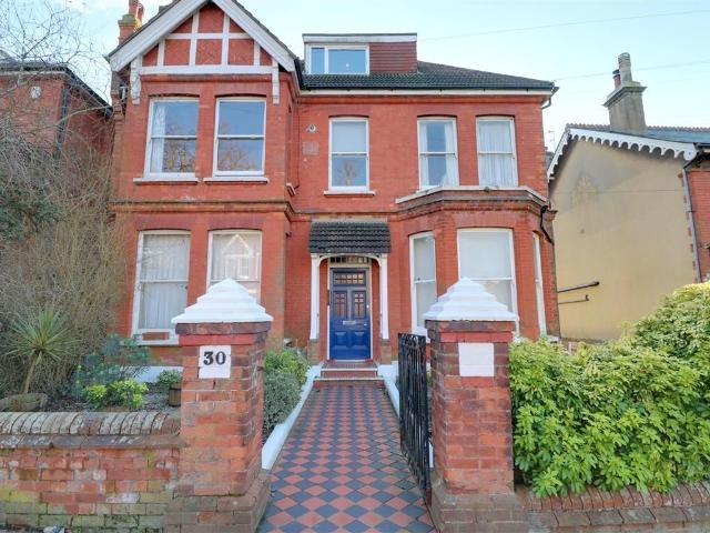 Florence Road, Brighton BN1, 1 bed flat to rent, £1,350 pcm | PrimeLocation