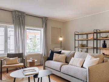 Flores 1 bedroom and parking in Estrela