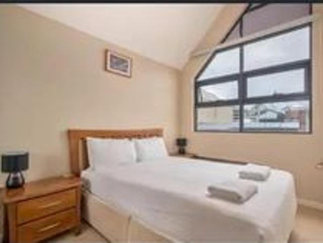 Florian on Mews – Luxury Fully Furnished Coastal Living $1,000 per week I Available 1 July 2026