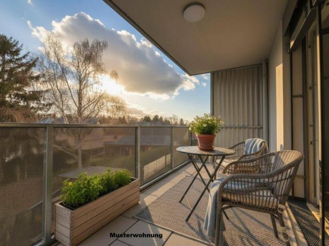 FLORIANI – Quartier am Tullnerfeld Stilvolle Dachgeschosswohnung mit West Loggia Schöne Extras für ihr Wohlbefinden Bahnhof Tullnerfeld in der Nähe PROVISIONSFREI