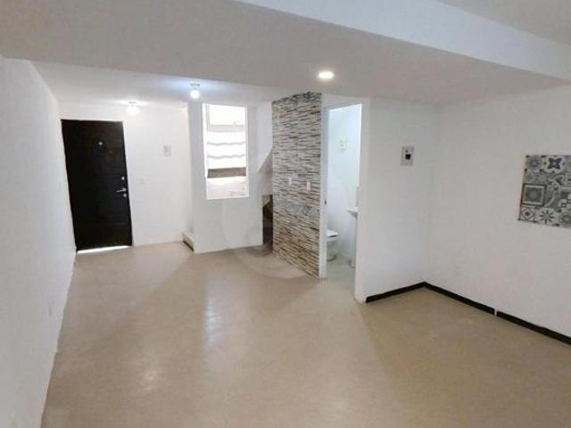 Florida II: Casa en condominio en venta en La Florida