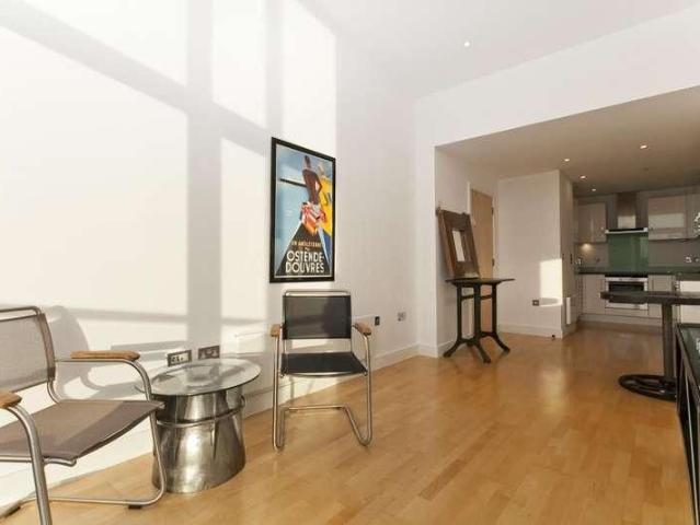 Florida Street, London, E2