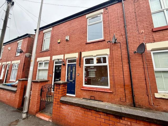 Florist Street, Stockport SK3, 2 bed terraced house to rent, £1,300 pcm | PrimeLocation