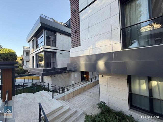 FLORYA ADAKALE BÖLGESİ'NDE SATILIK 3+1 SIFIR ARA KAT DAİRE