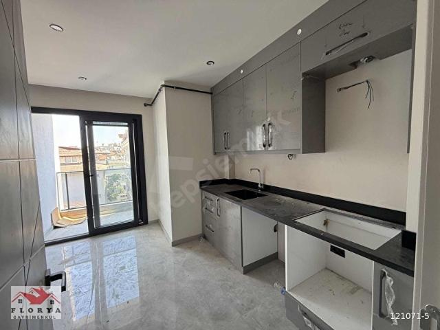 FLORYA GAYRİMENKULDEN KİRALIK SIFIR DAİRE
