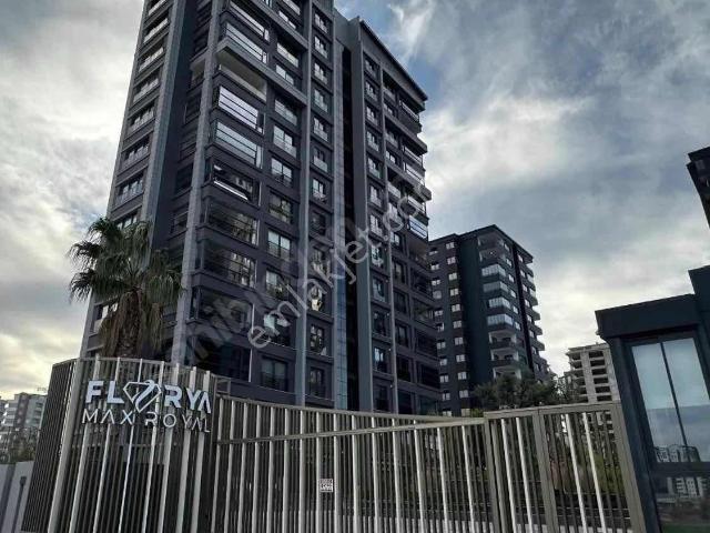Florya Max Royalde Ultra Lüx 5+1 4.banyo G.odası Havuz+güvenlik