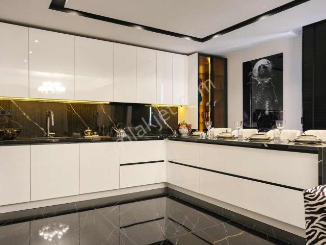 Florya Zen'de 5+1 4 Banyo G.odalı Ultra Lüx Göl Manzaralı