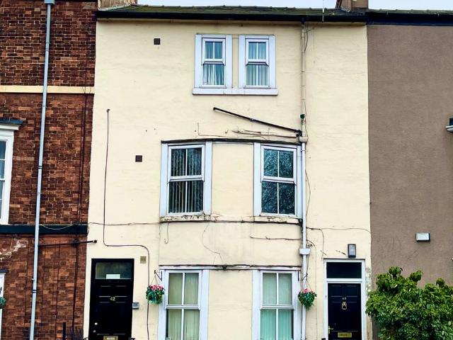 Flat8, 42 Bennetthorpe, Doncaster DN2, 2 bed flat to rent, £795 pcm | PrimeLocation