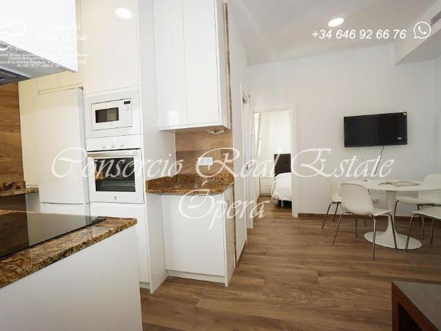 Flat Madrid Argüelles, Built Surface 61m 2, 2 Bedrooms, 1 Bathrooms, Lift