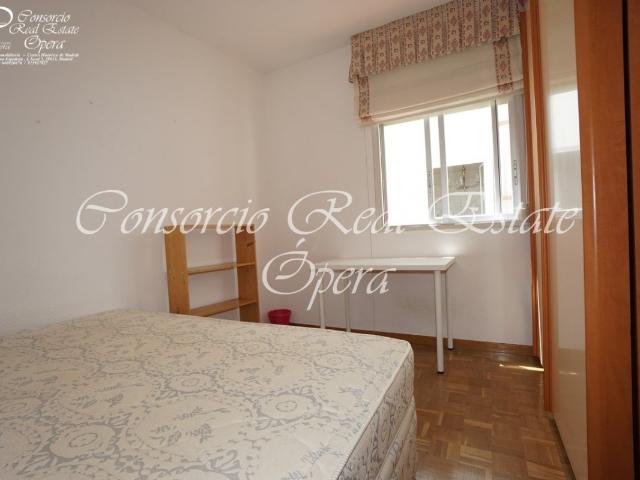 Flat Madrid Chamberí, Built Surface 62m 2, 2 Bedrooms, 1 Bathrooms, Lift