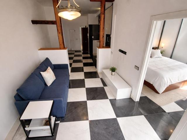 Flat Madrid Huertas Cortes, Built Surface 70m 2, 1 Room, 1 Bathrooms, Lift