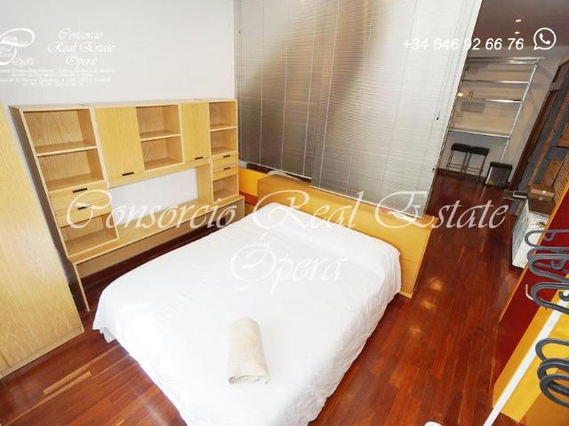 Flat Madrid Palacio, Built Surface 61m 2, 2 Bedrooms, 1 Bathrooms, Lift