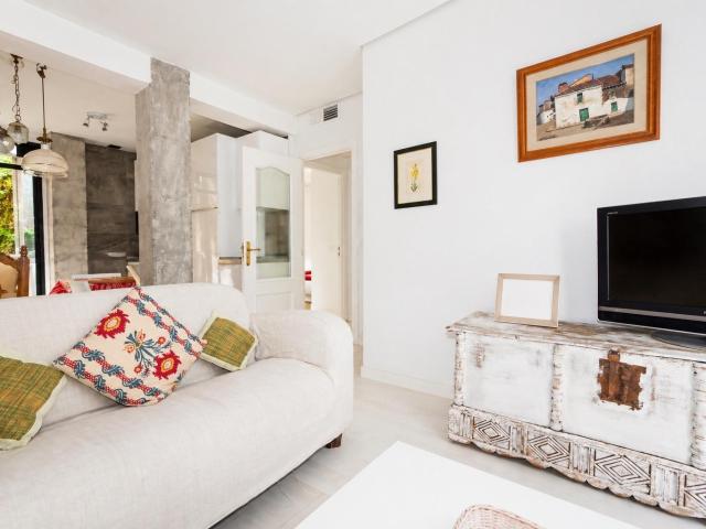 Flat Madrid Palacio, Built Surface 65m 2, 2 Bedrooms, 1 Bathrooms, Lift