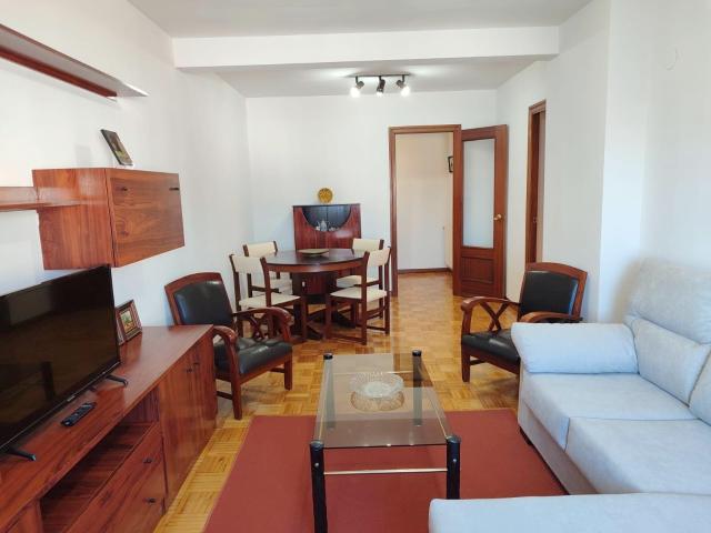 Flat Oviedo Fozaneldi Tenderina