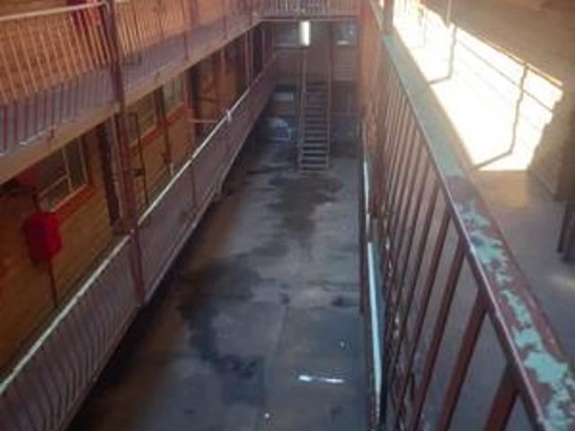 flat on the market in kempton park central