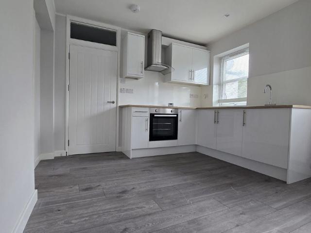 Flat A B, Wellingborough Road, Northampton NN1, 2 bed flat to rent, £900 pcm | PrimeLocation