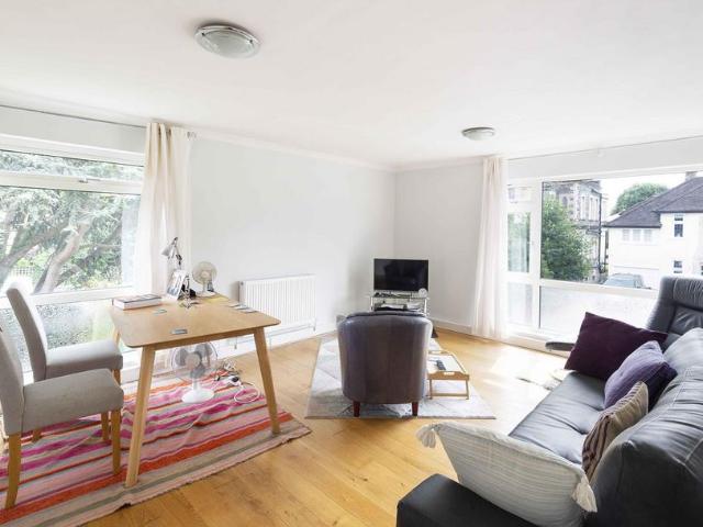 Flat All Saints Court, All Saints. 2 bed flat to rent £1,550 pcm £358 pw