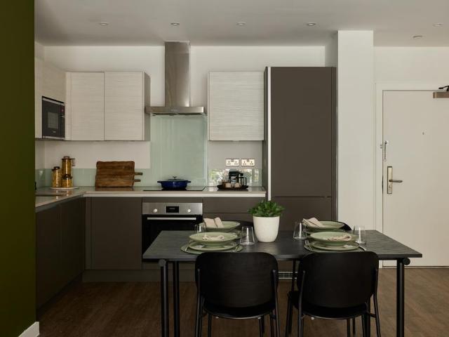 Flat B102, 2 Vanguard Way London E17 6DL 2 bed apartment to rent £2,900 pcm £669 pw
